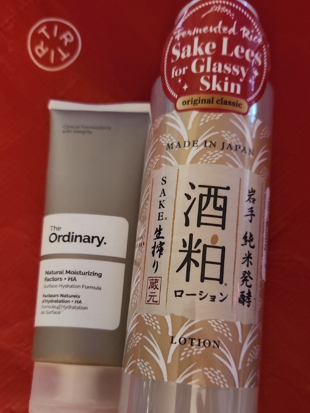 The Ordinary Natural Moisturizing Factors + HA - gray and white tube